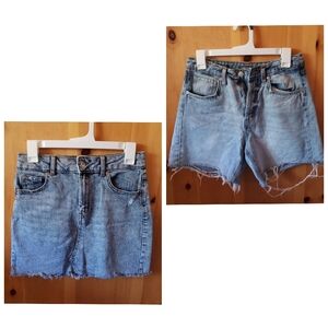 BUNDLE OF WILD FABLE SHORTS & SHIRT - HIGH RISE - DENIM CUT OFF - SIZE 4